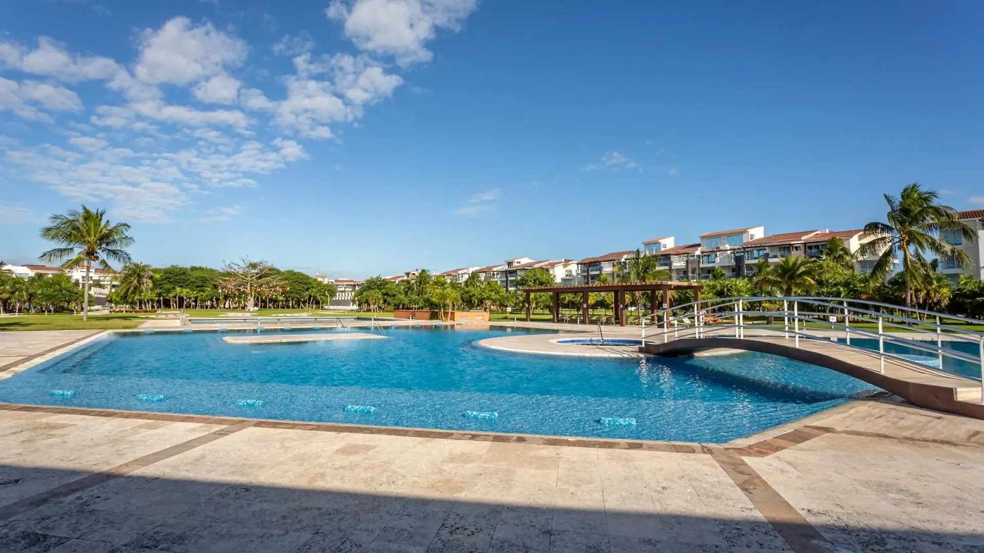 Apartament 402N Casa Lucerna Apts Playa del Carmen