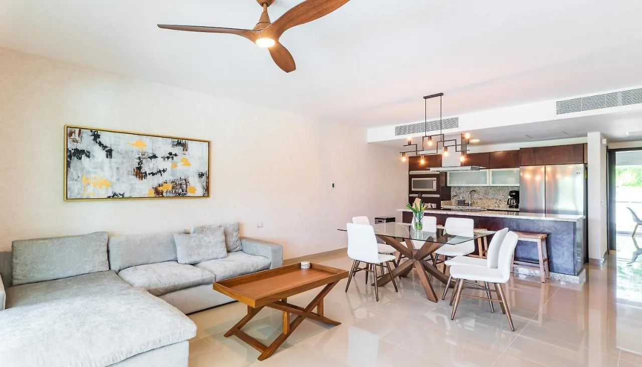 402N Casa Lucerna Apts Playa del Carmen Apartment