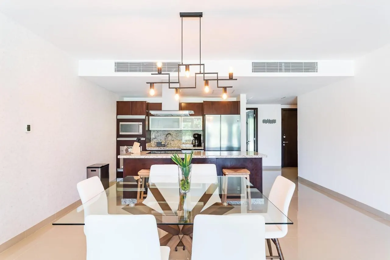 Apartment 402N Casa Lucerna Apts Playa del Carmen